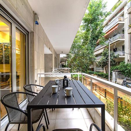 Urban Luxury On A Quiet Street In The Center Of Athens Apartment Exterior photo