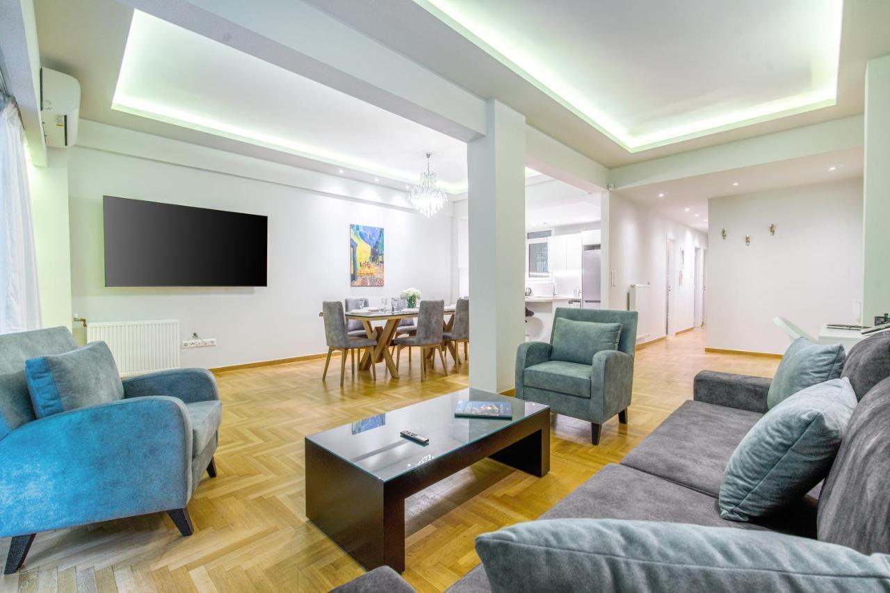 Urban Luxury On A Quiet Street In The Center Of Athens Apartment Exterior photo